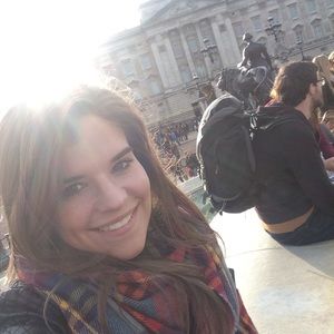 Meet your Posher, Justine